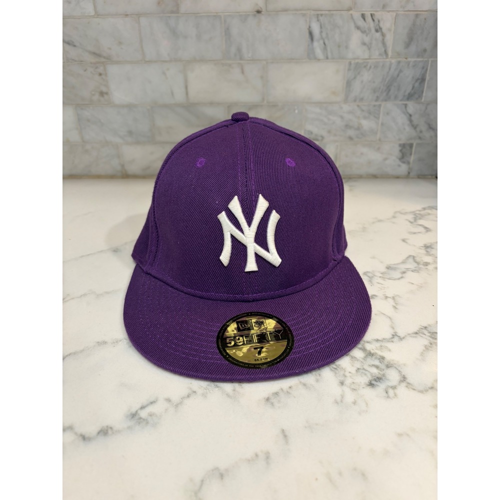 New Era 59FIFTY New York Yankees Fitted Hat Purple White Size 7 MLB Cap